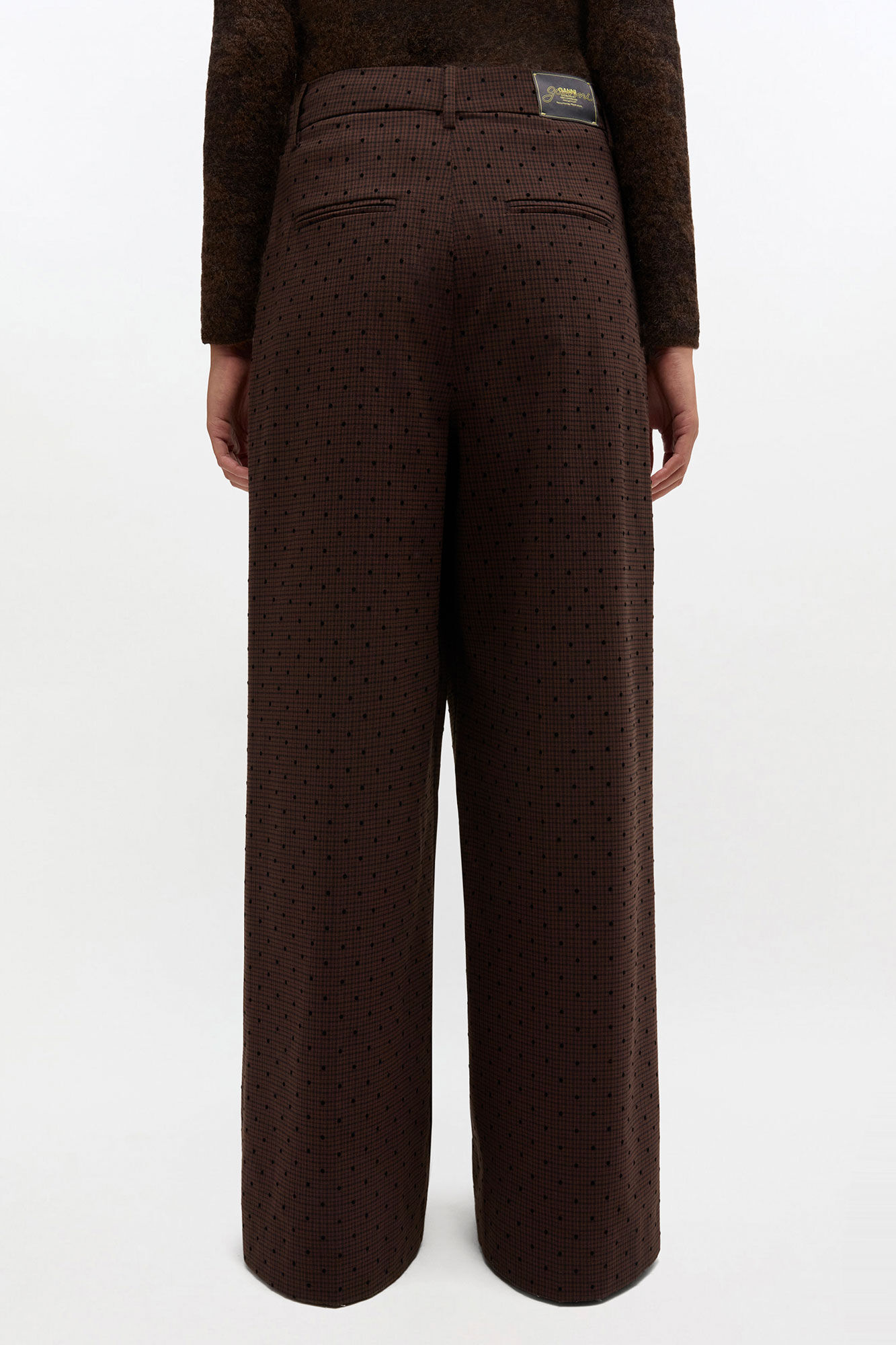 Pantalon crois&eacute; &agrave; carreaux floqu&eacute;s, Recycled Polyester, in colour Chicory Coffee - 3 - GANNI