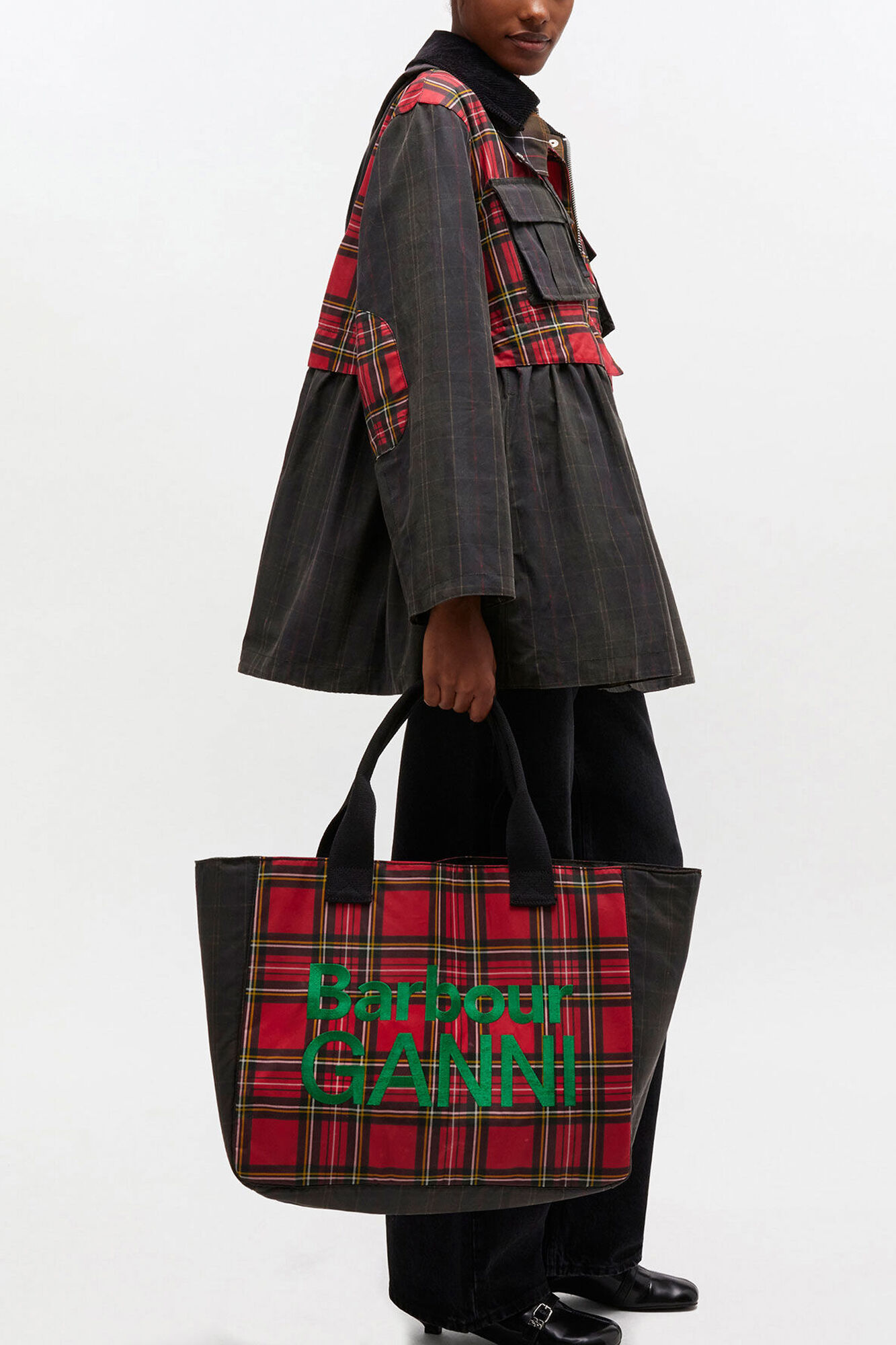 Red Tartan Tote, Cotton, in colour Dark Green - 2 - GANNI