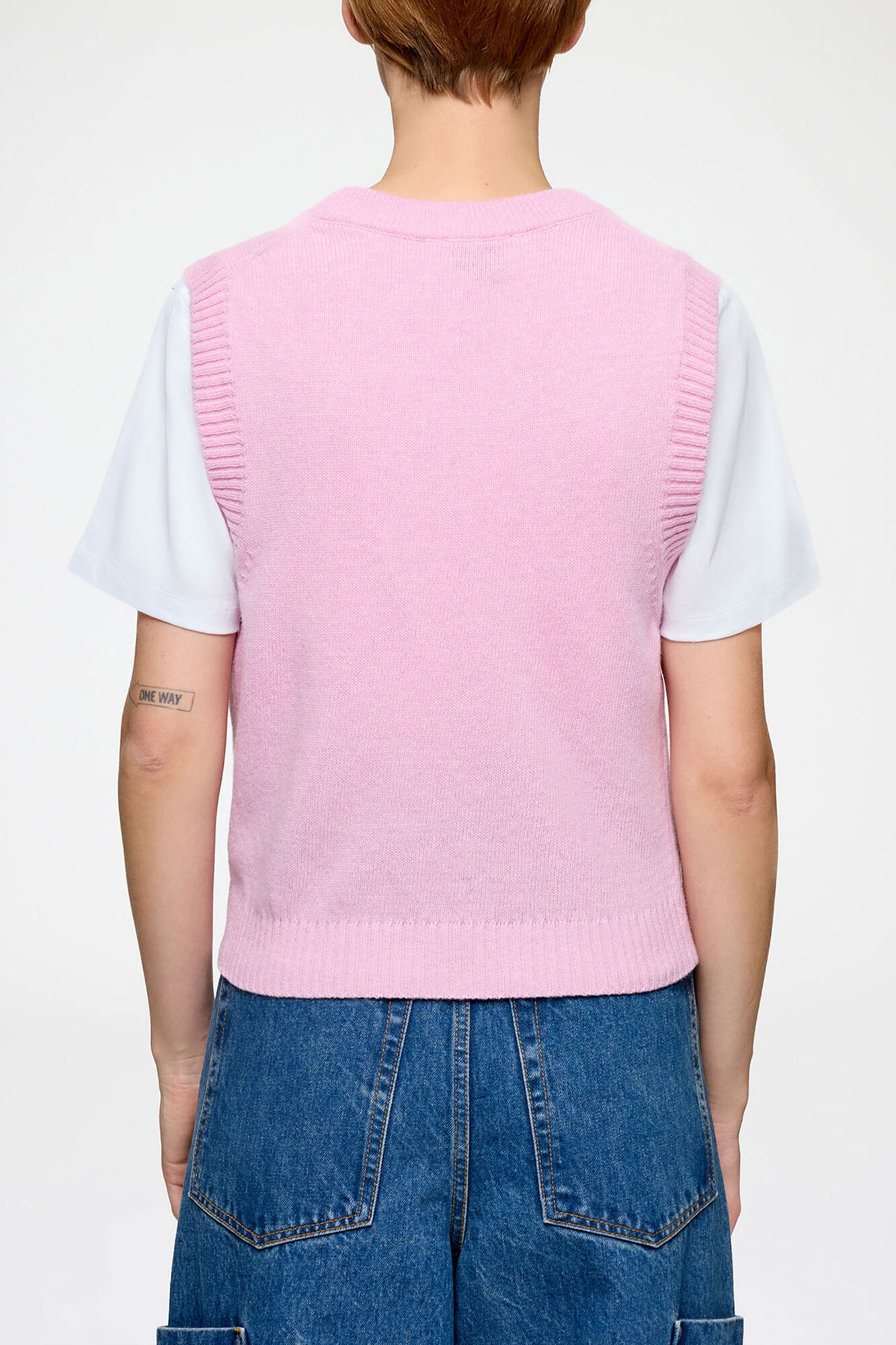 Vest in Graphic Wool, Wool, in colour Chalk Pink - 3 - GANNI
