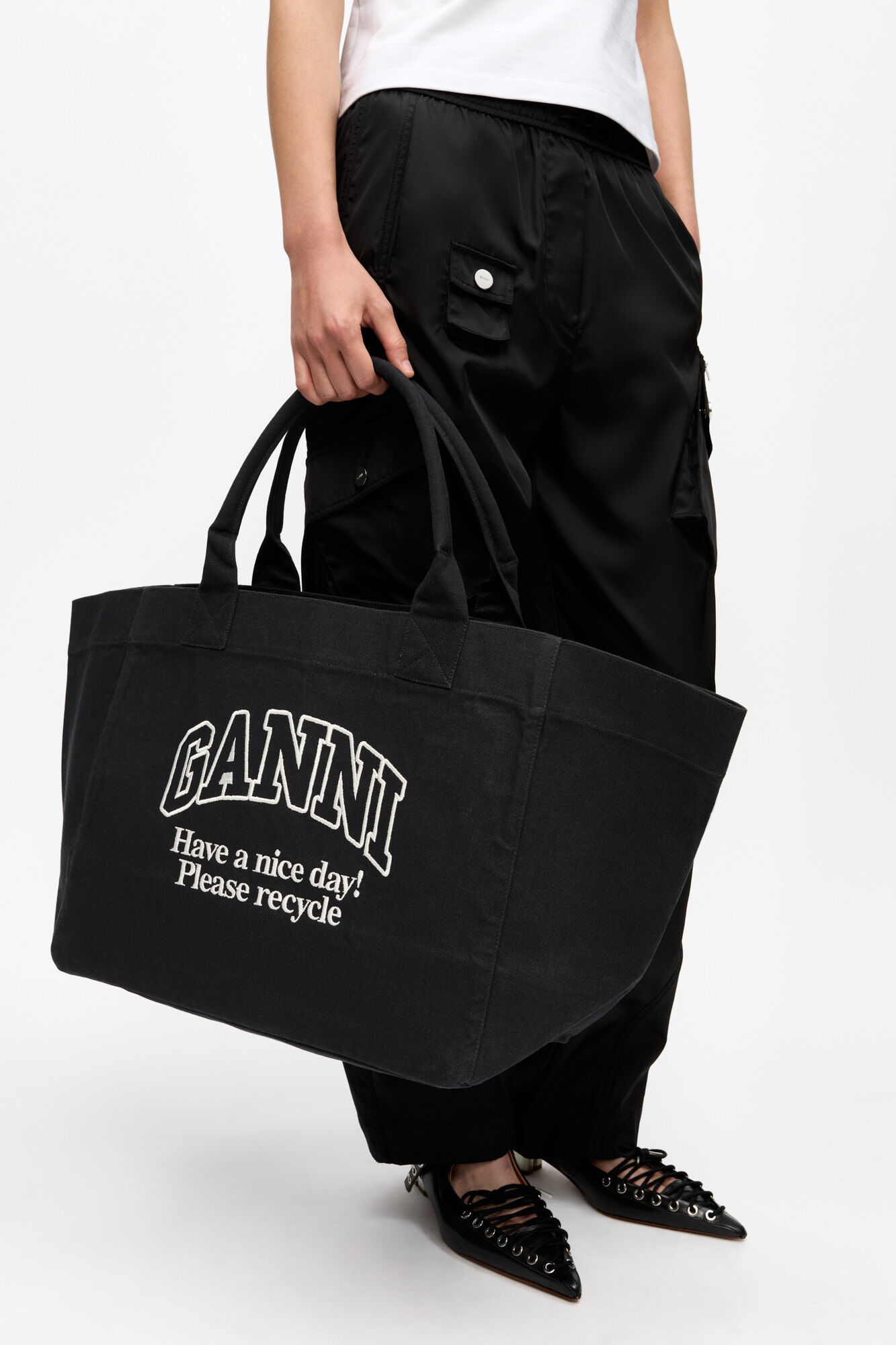 Black XXL Tote, Recycled Cotton, in colour Phantom - 1 - GANNI