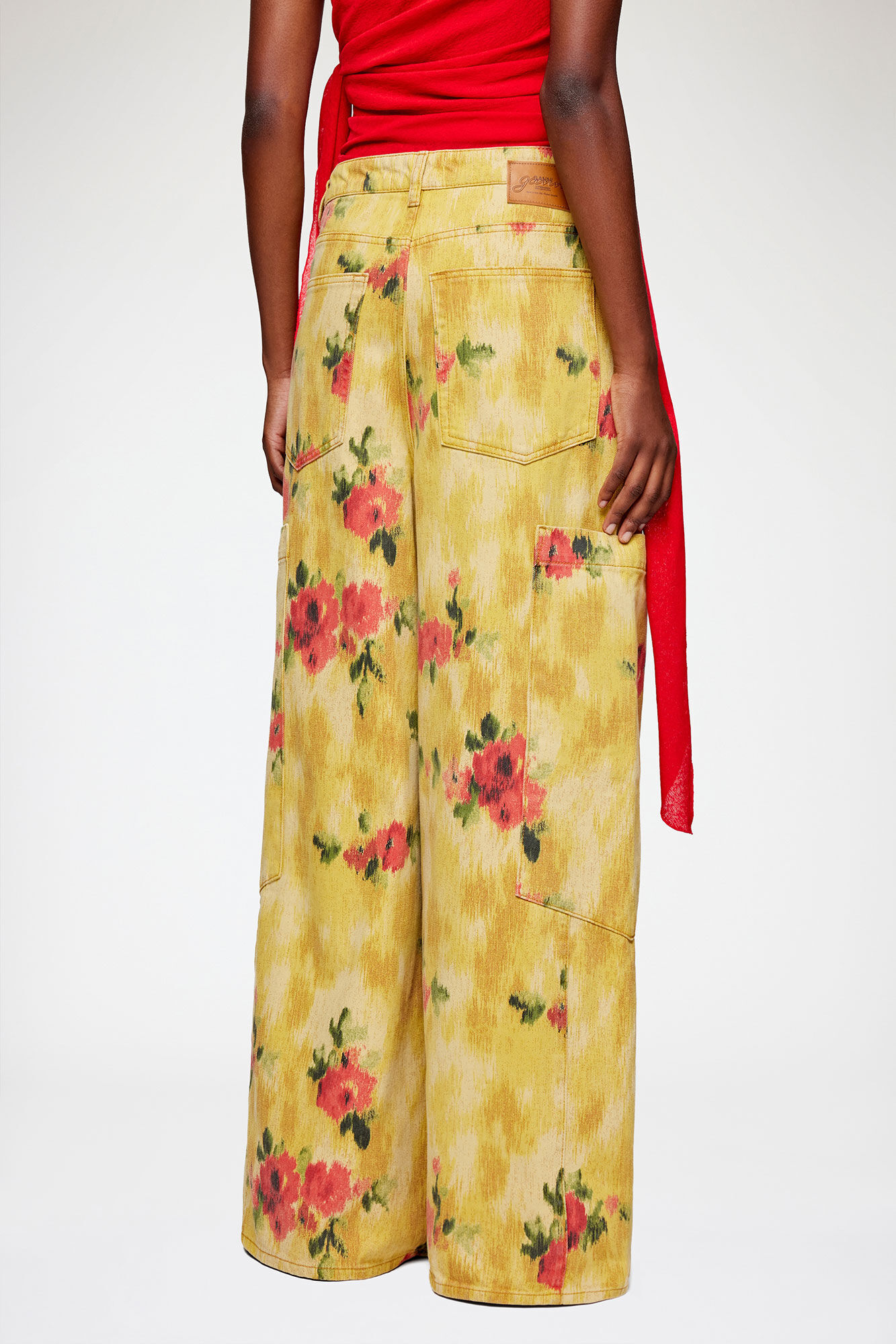 Baggy Cargo Jeans in Printed Denim, Organic Cotton, in colour Vibrant Yellow - 3 - GANNI