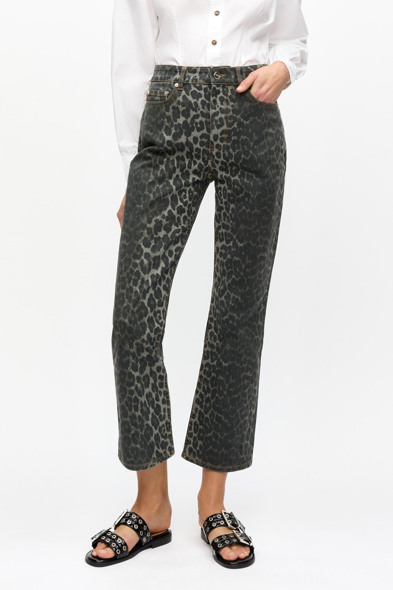 Betzy Jeans in Grey Leopard Print, Organic Cotton, in colour Gray Pinstripe - 2 - GANNI