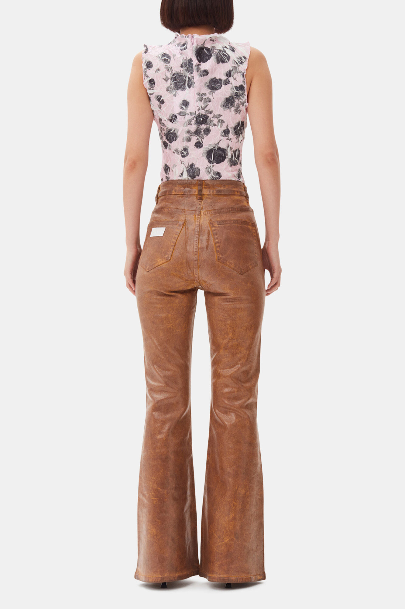 Flared Jeans mit brauner Folie, Organic Cotton, in colour Cognac - 3 - GANNI