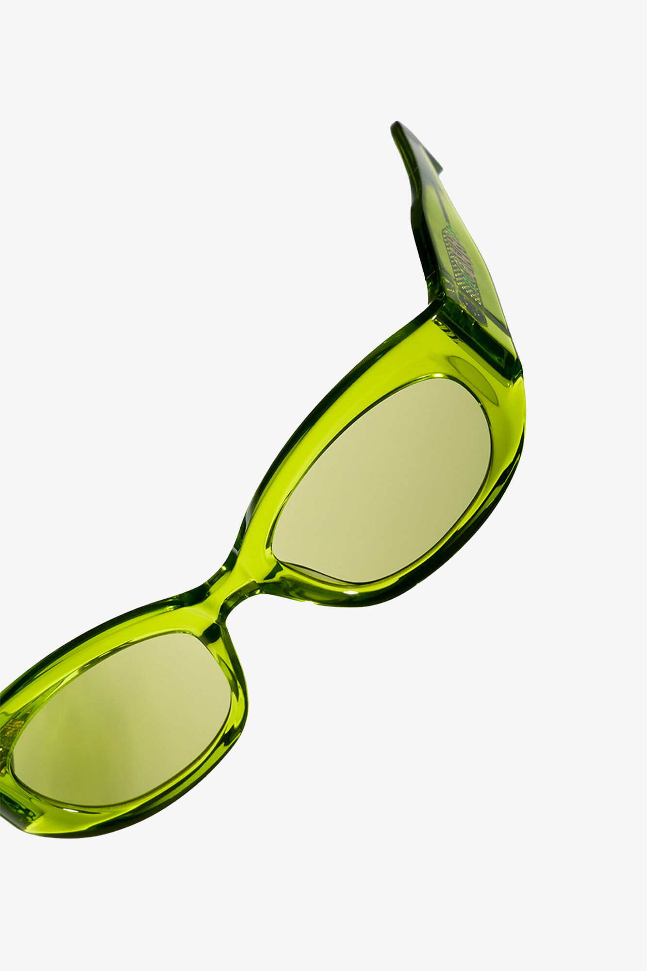 GANNI x Ace & Tate Xena Sunglasses, Acetate, in colour Kalamata - 6 - GANNI