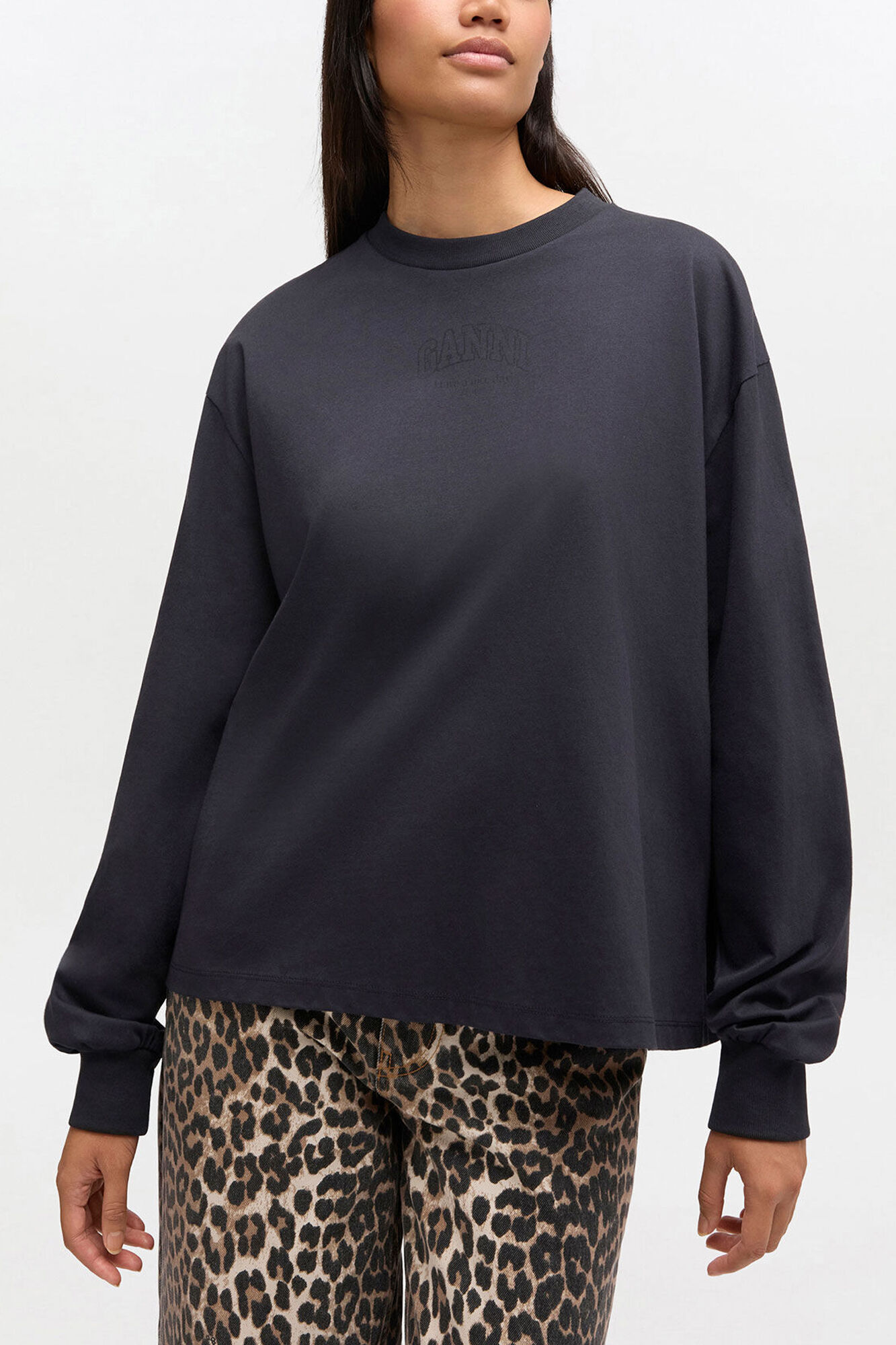 Essential Basic Long-sleeve, Organic Cotton, in colour Phantom - 1 - GANNI