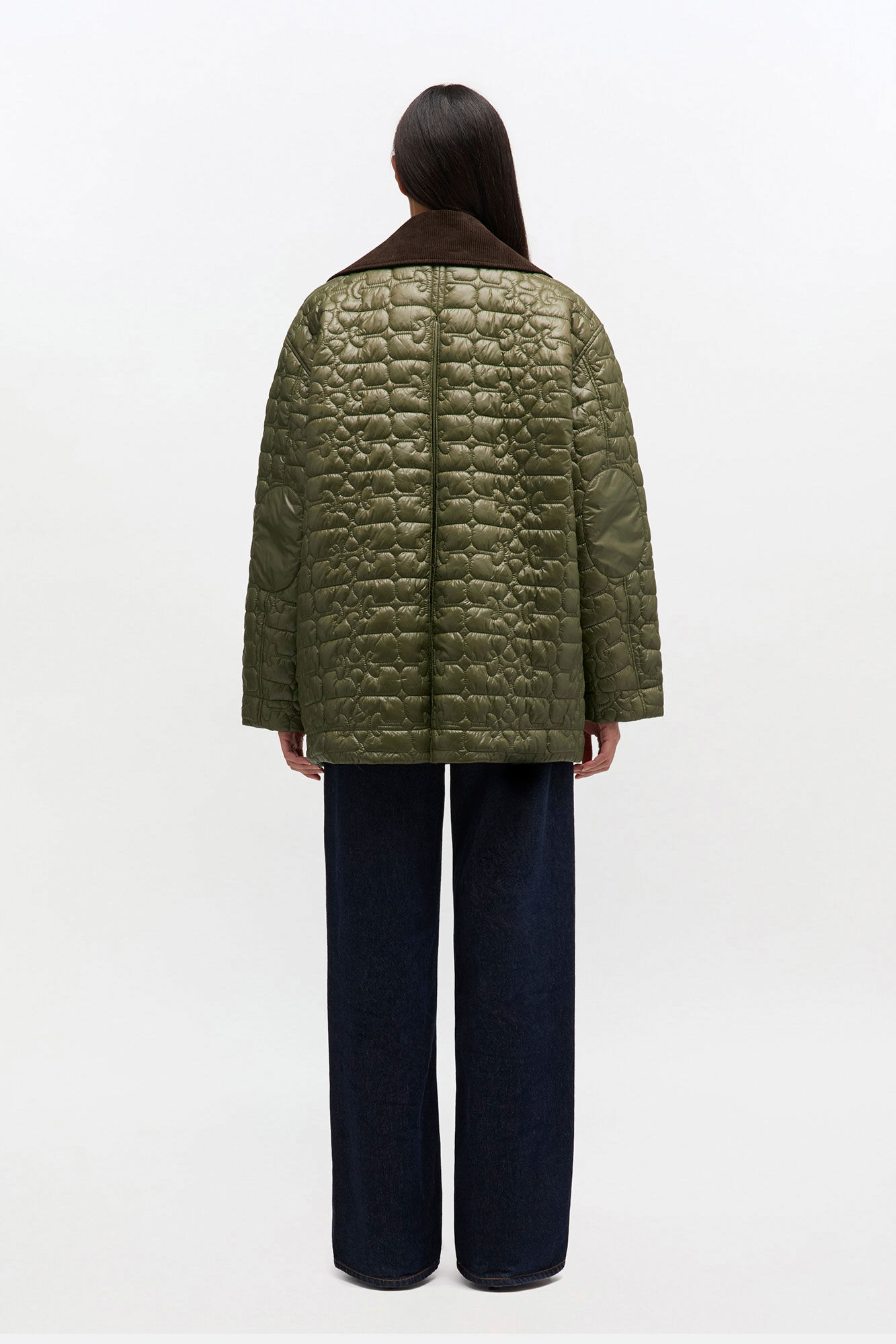 Gl&auml;nzende Midi-Steppjacke, Recycled Polyamide, in colour Kalamata - 2 - GANNI