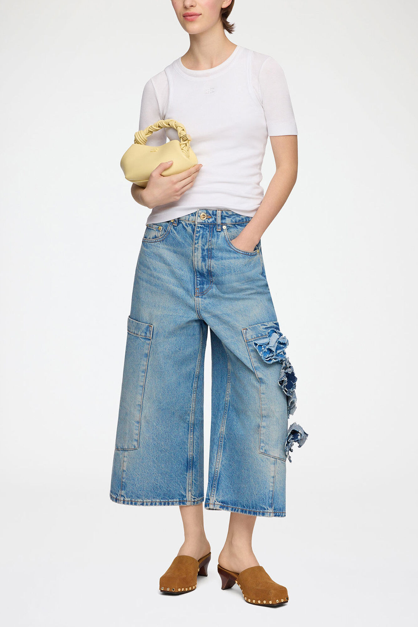 Baggy Cropped Jeans in Flower Print Denim, Organic Cotton, in colour Mid Blue Stone - 1 - GANNI