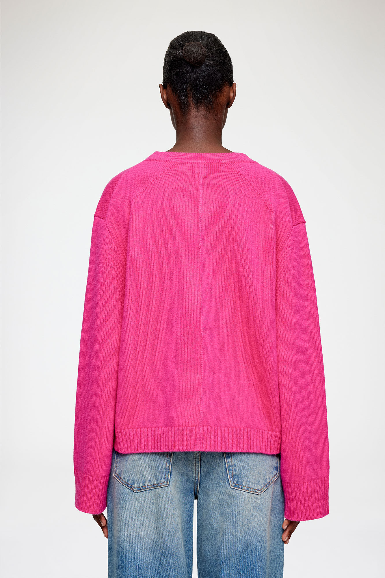 Classic Cardigan in Wool, Wool, in colour Fuchsia Purple - 3 - GANNI