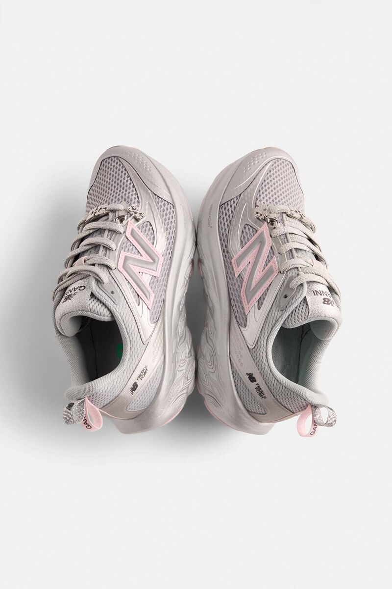 Baskets GANNI x New Balance FFT argent&eacute;es et roses, Recycled Polyester, in colour Silver Pink - 7 - GANNI