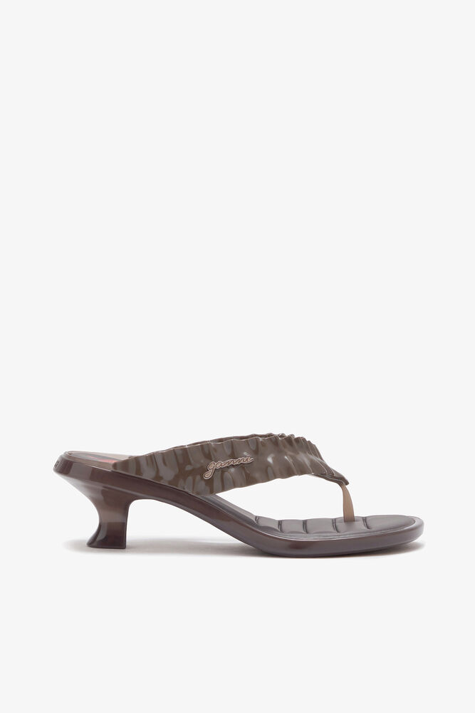 Melissa Thong Kitten Heel in Brown, Demitasse